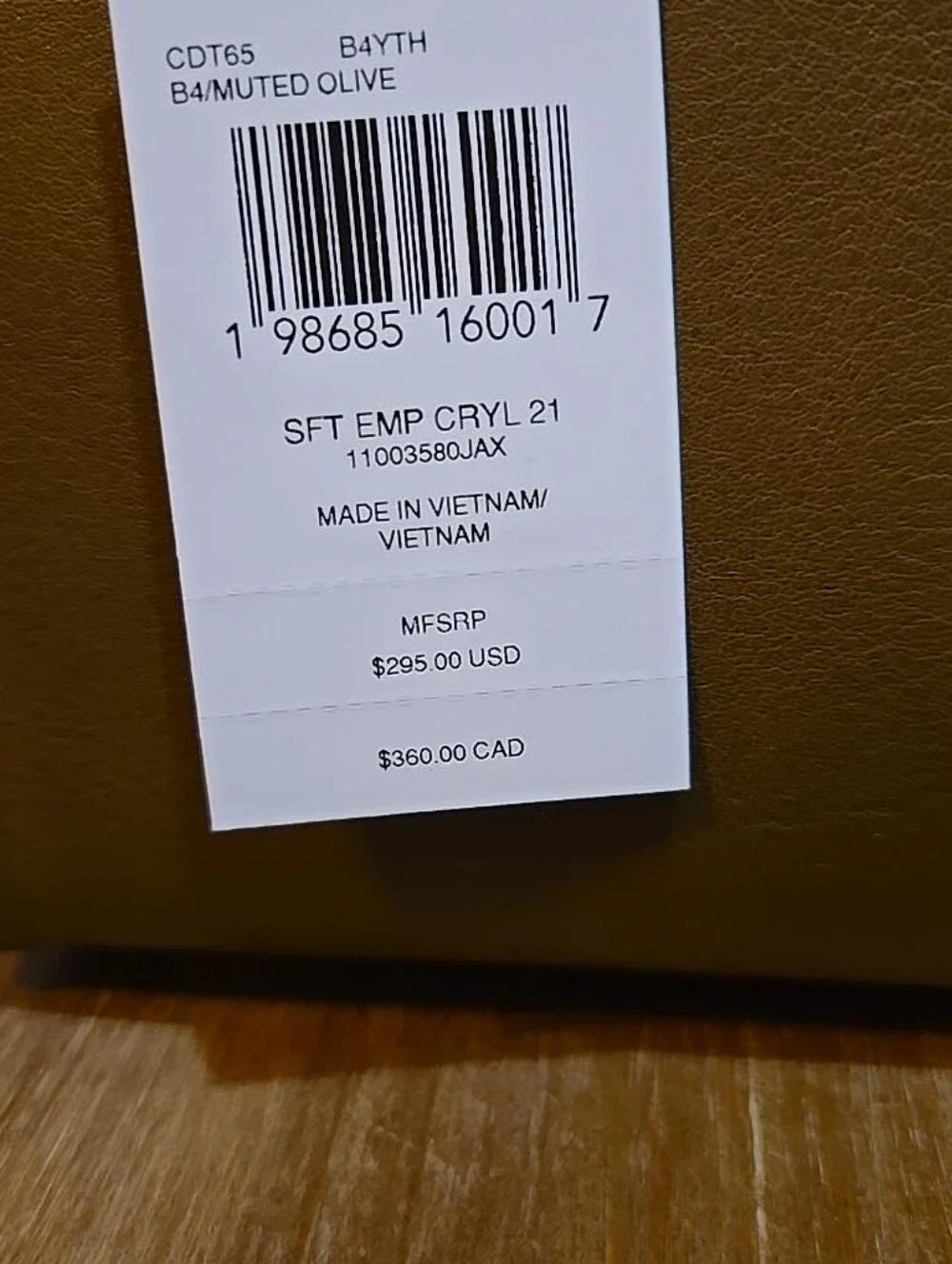 Coach Soft Empire Carryall 21 – Muted Olive NWT